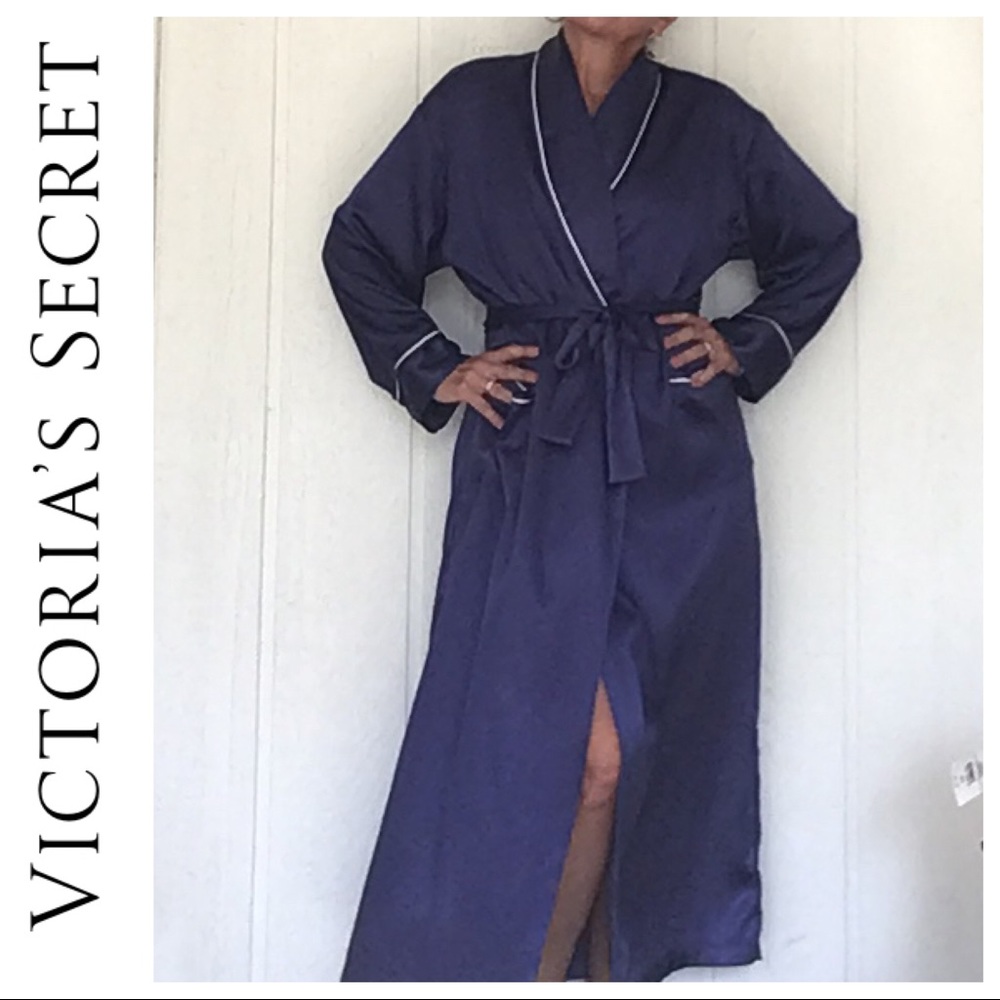 VINTAGE VICTORIAS SECRET 90’s VINTAGE BLUE SATIN LONG ROBE SMALL